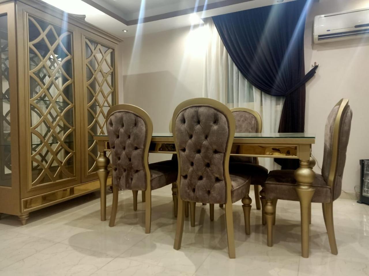 Platinum Luxury شقه فندقيه Apartment *